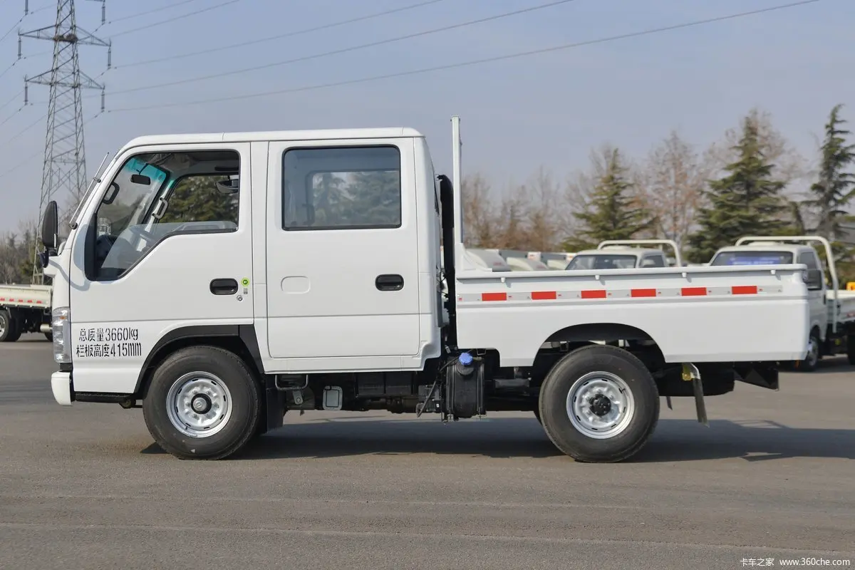 Китайский завод Isuzu 100P 4x2 двойной кабины легкий грузовик 2-4 тонны небольшой грузовой самосвал с кабиной