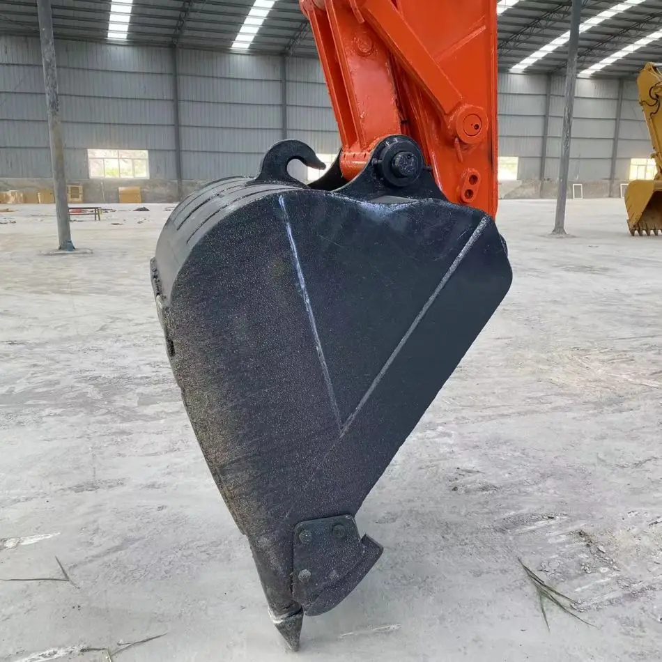 High quality, good performance, appearance new used original excavator DOOSAN DX 225 LC for sale