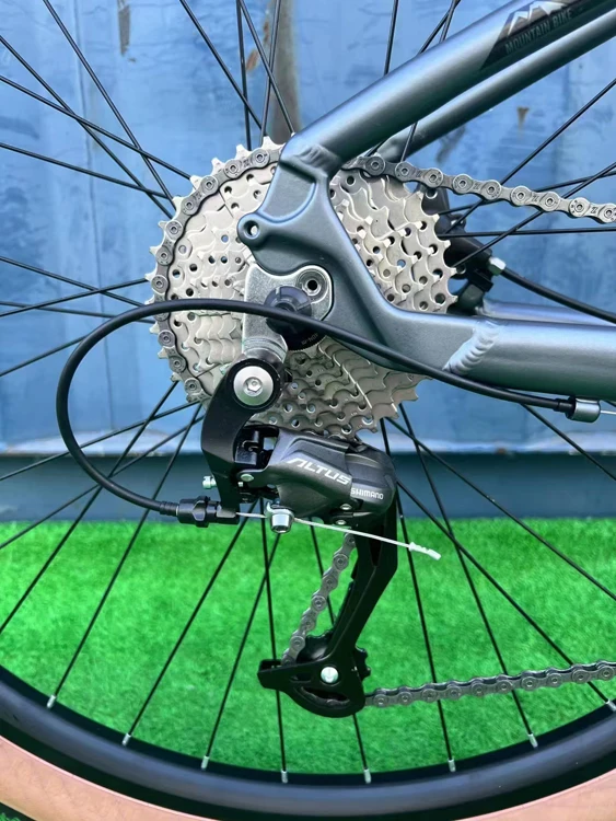 Hot Sale 26 Inch 21 Speed  Aluminum Alloy Mountain Bike Bicycle For Men