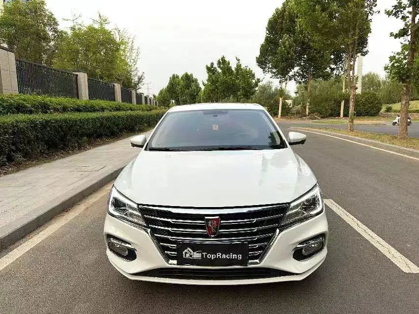 2020 Roewe I5 2020 1.5L Automatic 4G Connected Linghao Flagship Edition Car EV Sedan High Speed Gas Mini Used Car