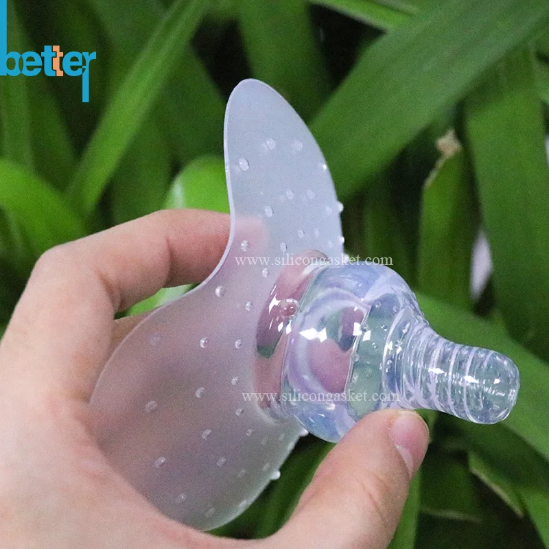 Heart Shape Silicone Nipple Protector/Nipple Shield for Breastfeeding Nursing