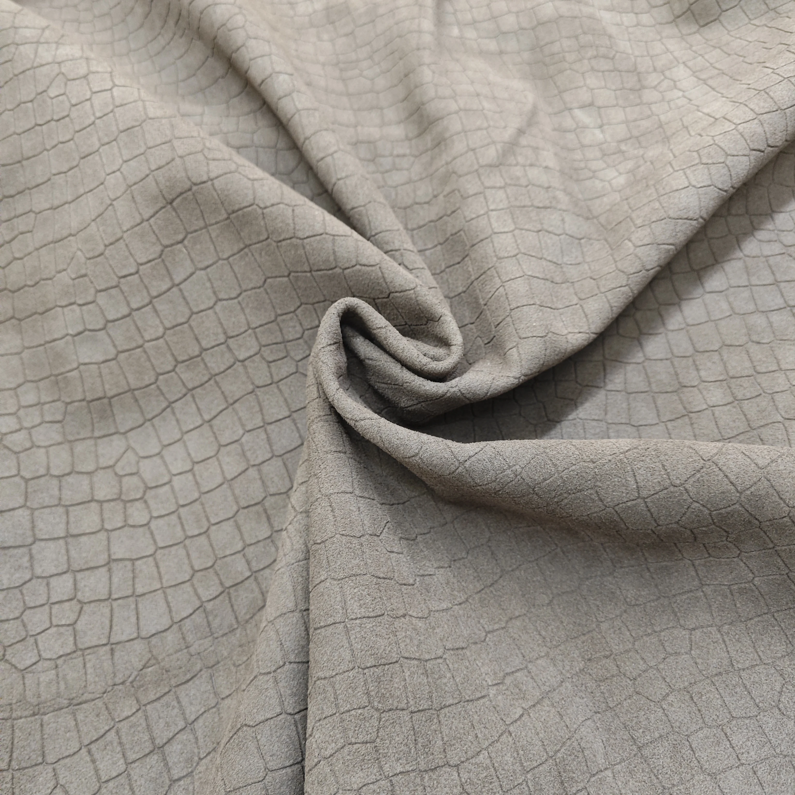 Crocodile embossed cow suede Alligator pattern Cow split leather For shoes garment wallet