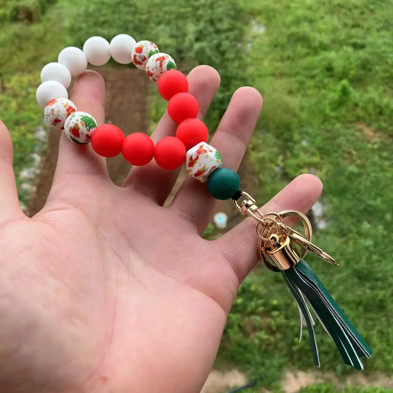 9 Colors Christmas Custom Silicone Snowman Tree Beaded Keychain Wristlet Keyring Bracelet for Women Bag