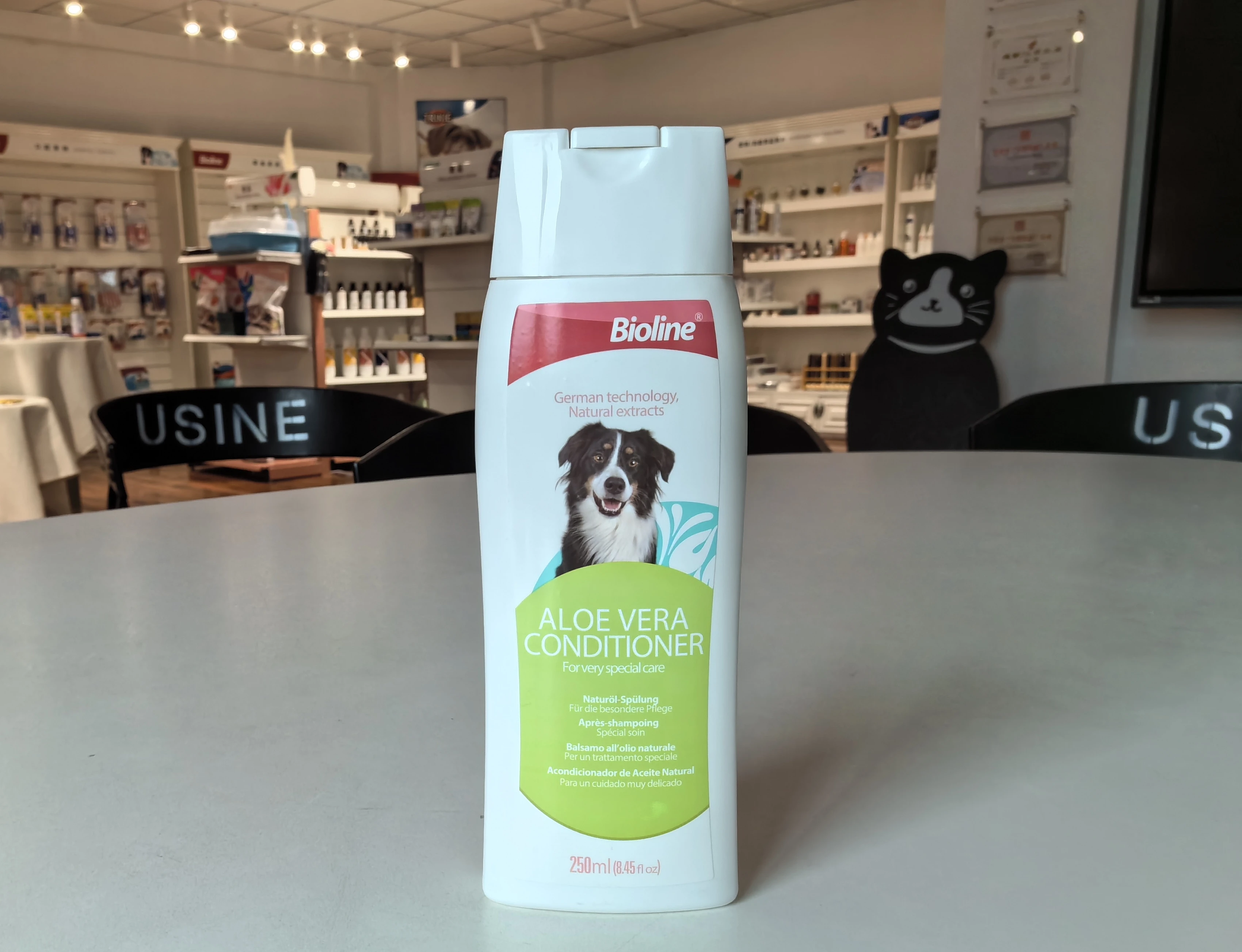 Bioline Non-medicated non-veterinary grooming preparations in the nature of pet shampoo and Aloe Vera conditioner