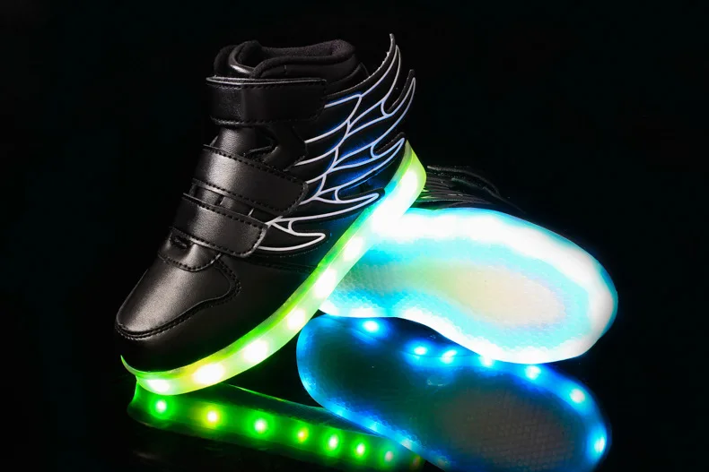 New Kids Led Sneakers boys Girls Stripe Sport Running Shoes Baby Lights Fashion Sneakers Children Luminous Casual Shoes