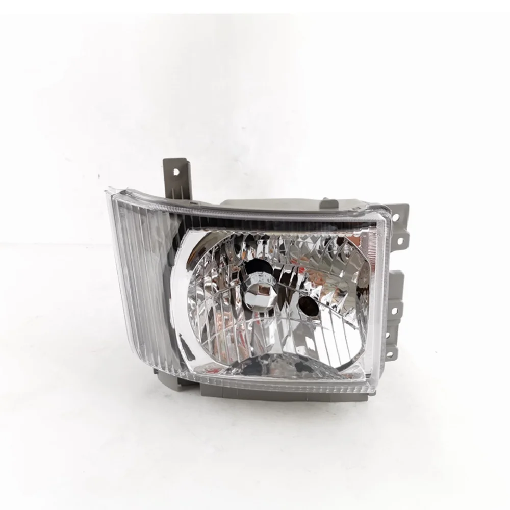 Hot Sale China Factory Japanese Truck Body Parts Head Lamp for Isuzu CYZ