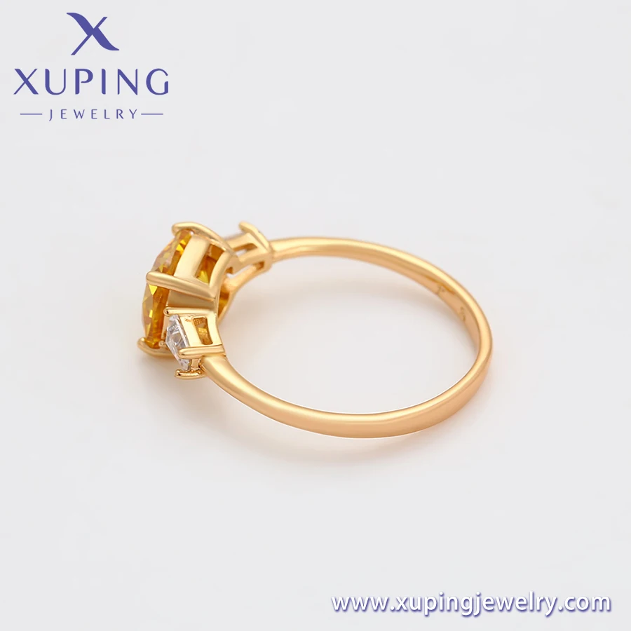 14R24061501 Xuping Jewelry Fashion Jewelry Rings With Yellow Square Zircon Diamond 18K Gold Plated Wholesale Women Dainty Ring
