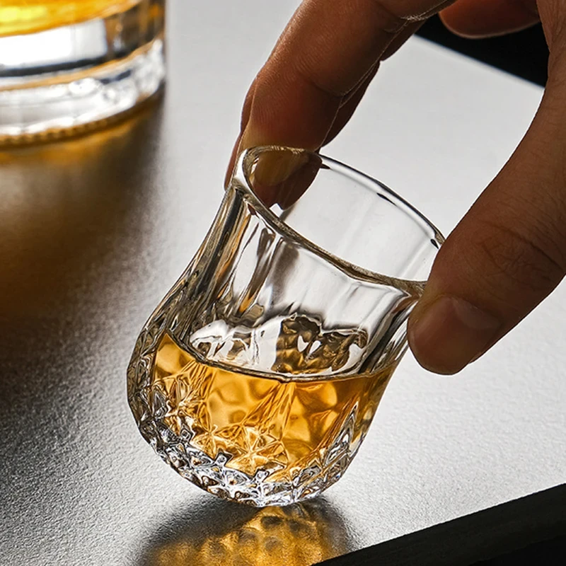Small Cup Party Bar Cocktail Custom Logo Elegant Water Dispenser Diamond Whisky Liquor Drinkware Glass Cup