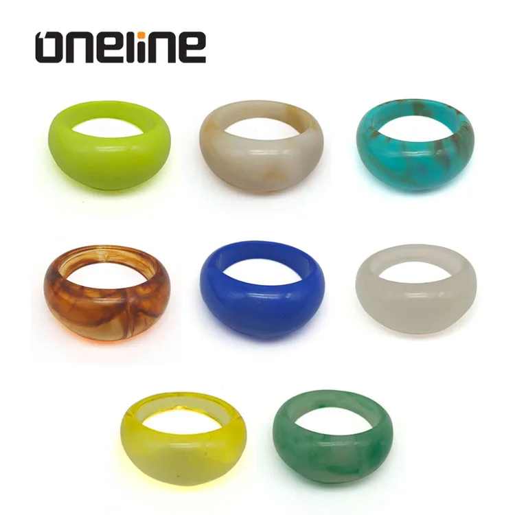 2022-2023 Hot Trendy Vintage Color Geometric Acetic Acid Clear Resin Index Finger Rings Chunky Square Acrylic  Rings for women