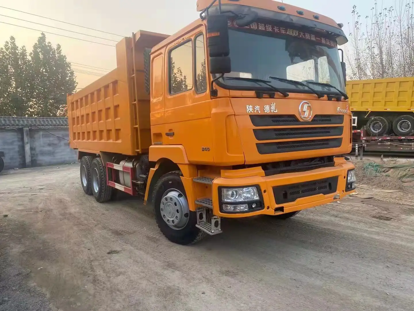 high performance F3000 Left Right Drive Customize Used Shacman Tipper Dump Truck