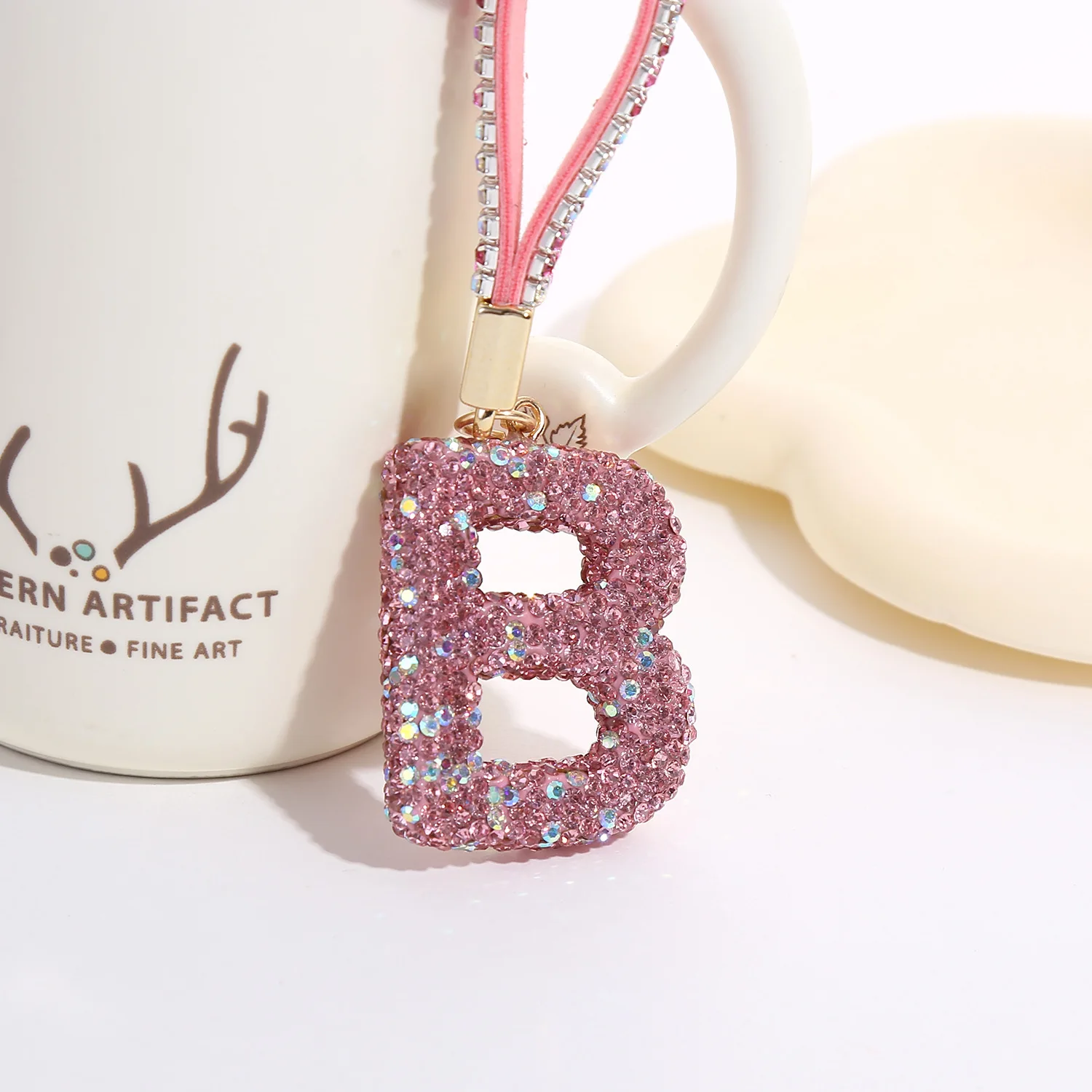 Wholesale Colorful Expansion 26 A-Z Letter Pendant Keychains Rhinestone Initial Keychains For Car Key Bag Hanging Headphone Gift