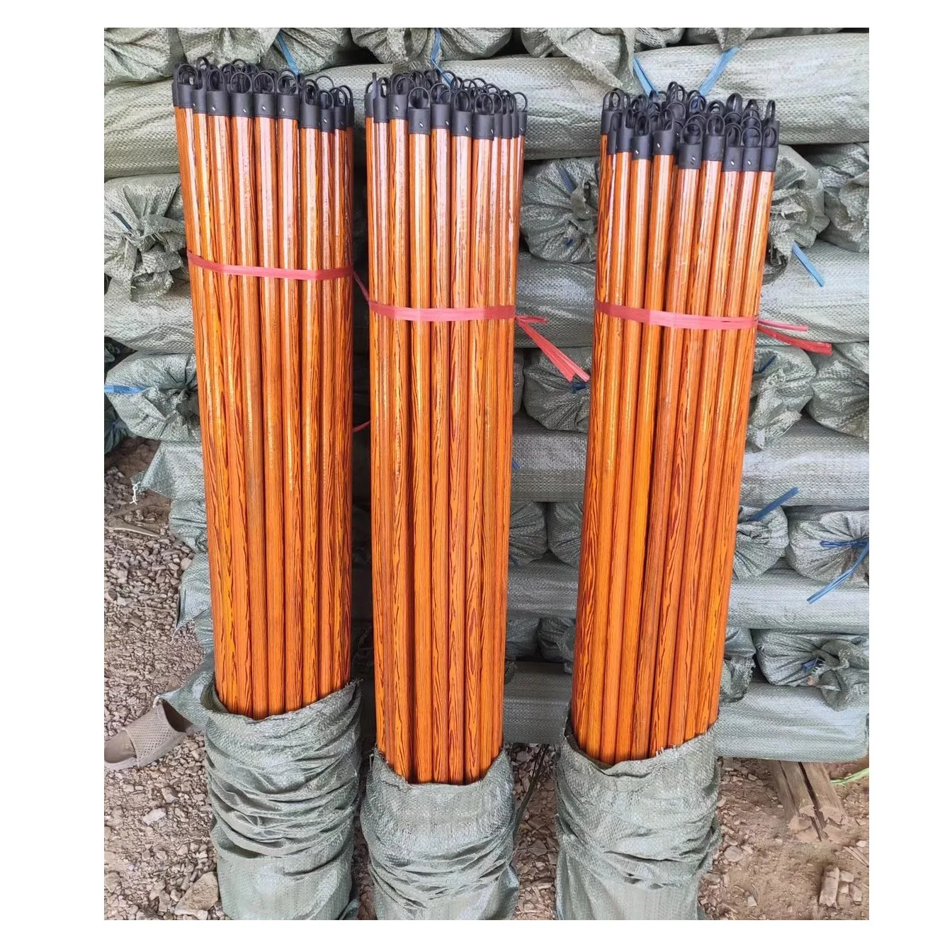 Quality and Durability Combined Wholesale PVC Coated Wooden Handle Mop Sticks Broom Handle