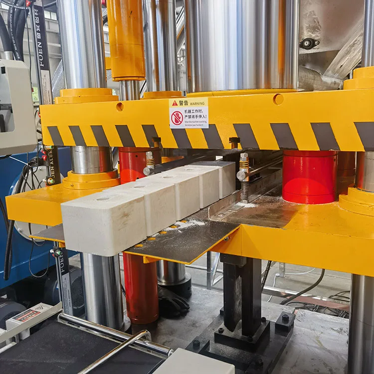 Fully automatic cow and sheep salt block machine, 500 ton servo CNC salt block hydraulic press