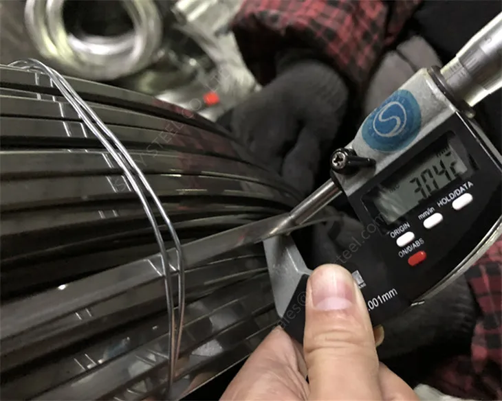 ASTM SS 201 302 304 310s 316 321 Отжиг проволоки из нержавеющей стали Высокопрочная холоднотянутая проволока из нержавеющей стал