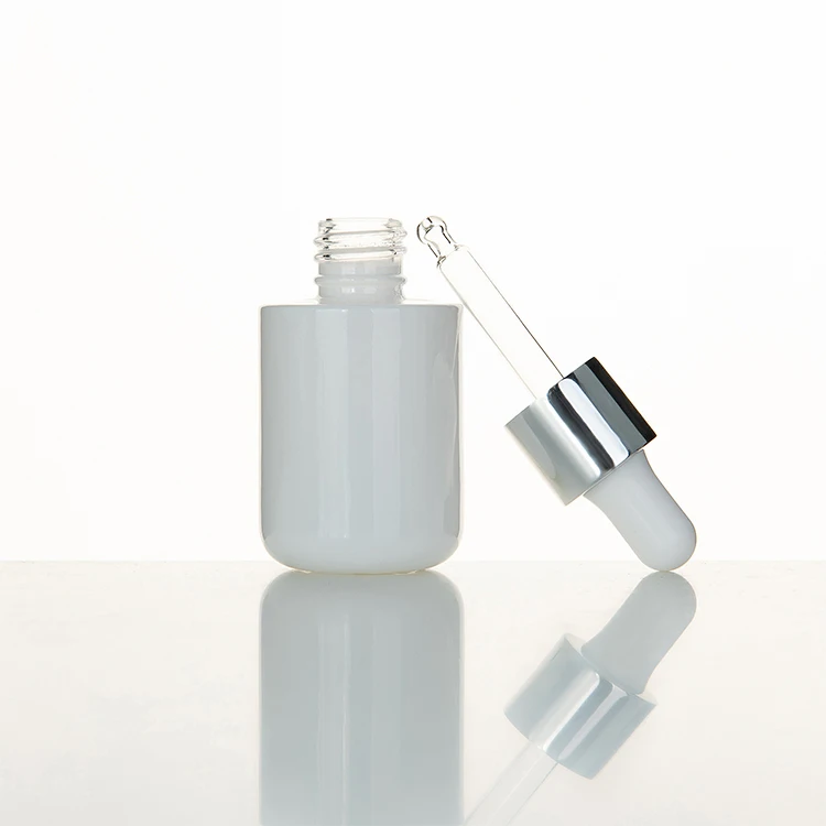 Luxury 20ml essential oil bottle with thick bottom colorful glass bottle with dropper and pipette
