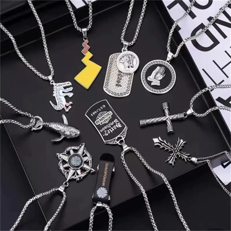 Wholesale Titanium Steel Silver Hip-Hop Silver Retro Compass Animal Cross Stainless Steel Necklace For Mens