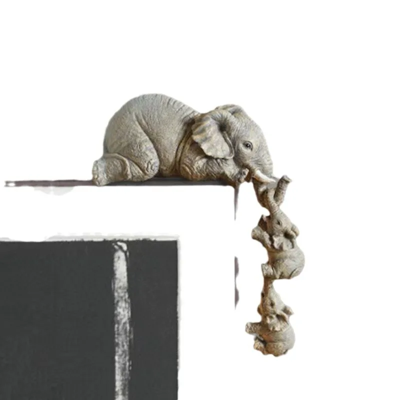 Wholesale Resin Crafts Elephant Sitter Figurines Elephant Mothers Hanging Two Babies Statue Hanging Off The Edge of a Shelf