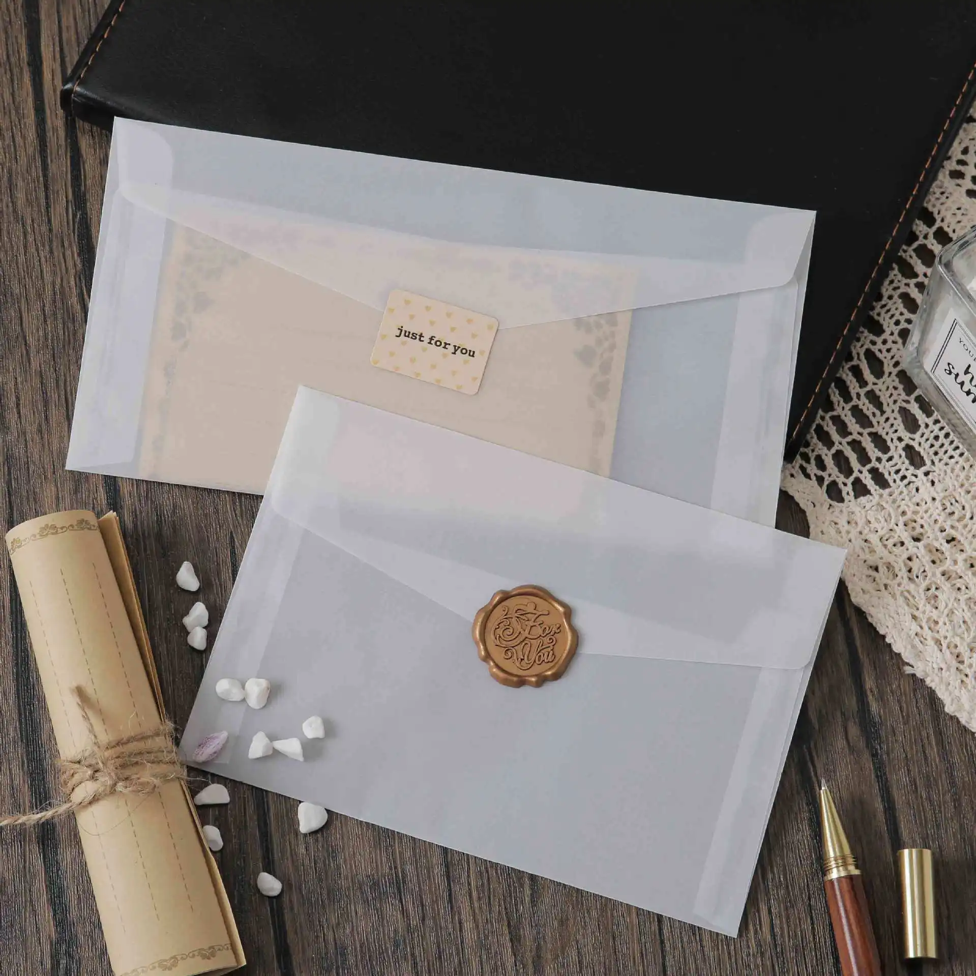 Wholesale Custom Gold Stamping Logo Wedding Invitation Letter Tracing Glassine Paper Gift Envelope Transparent Envelope