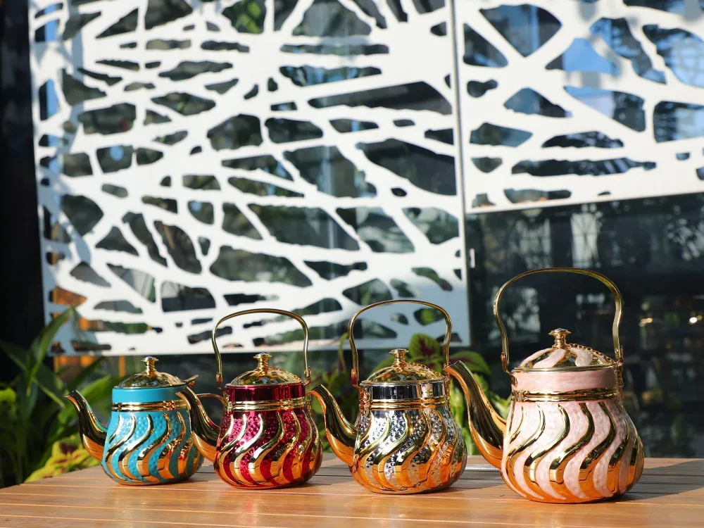 2025 New Tea Pot Metal Extra Large Stainless Steel Tea Pots Cast Iron For Restaurants Teapot Kettle