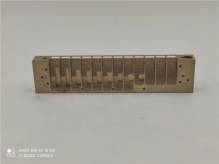 
China New Product CNC Processing Brass Harmonica 