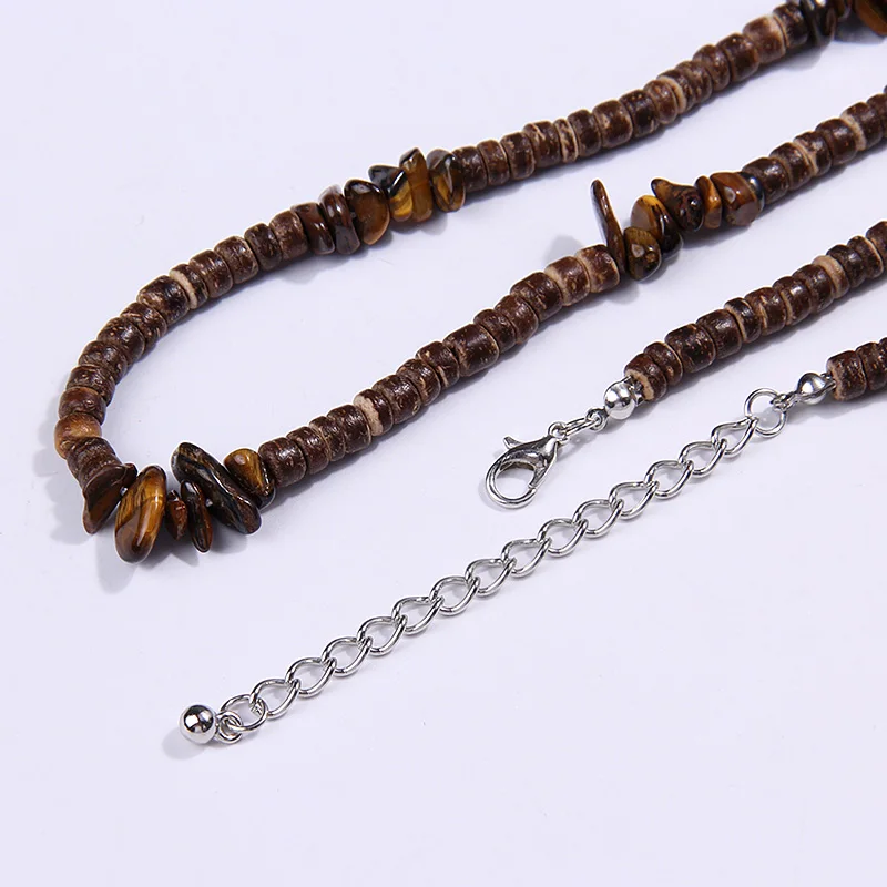 Ожерелье из деревянных бусин в стиле бохо