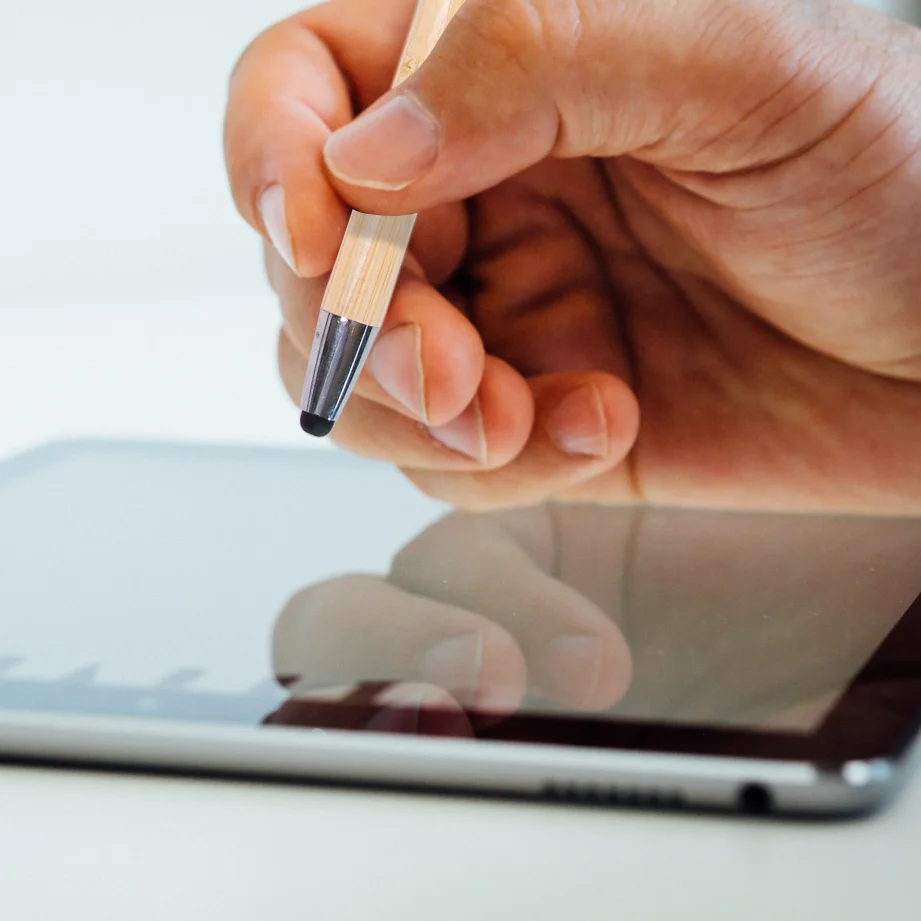 Factory  Hot produces A5 NFC Notebook Charging cable with Bamboo Gel&Stylus pen Gift Set