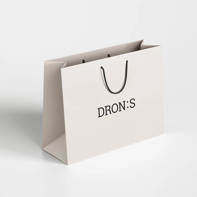 Custom Printing Logo Fashion Luxury recyclable shopping gift carry paper bags with handle