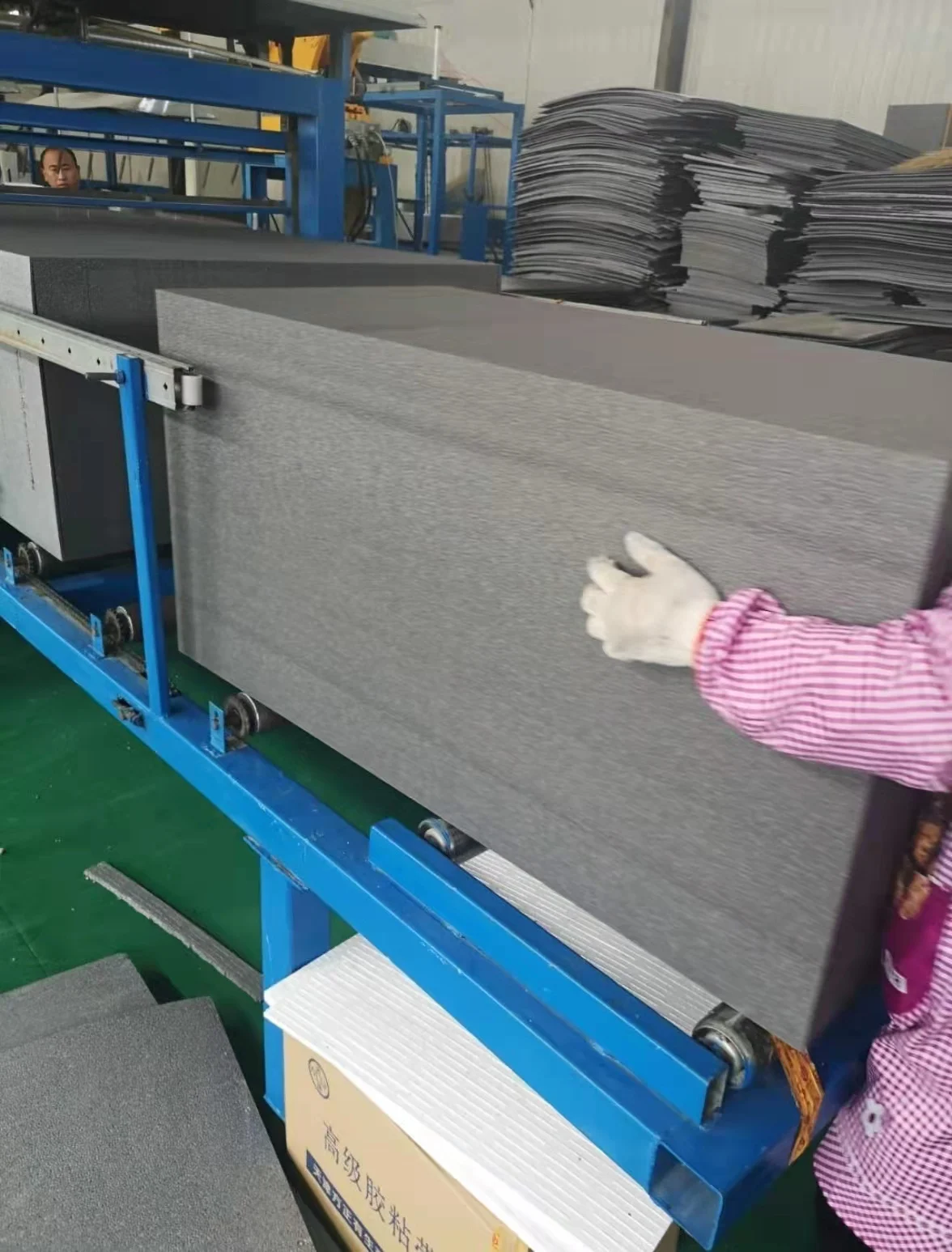 For safe and reliable buildings graphite infused grey sheet high pressure eps foam board it is used for heat insulation