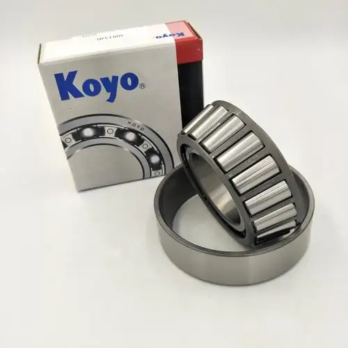 Japan original koyo bearing 32207JR Tapered Roller Bearing 32207 JR size 35*72*24.25mm