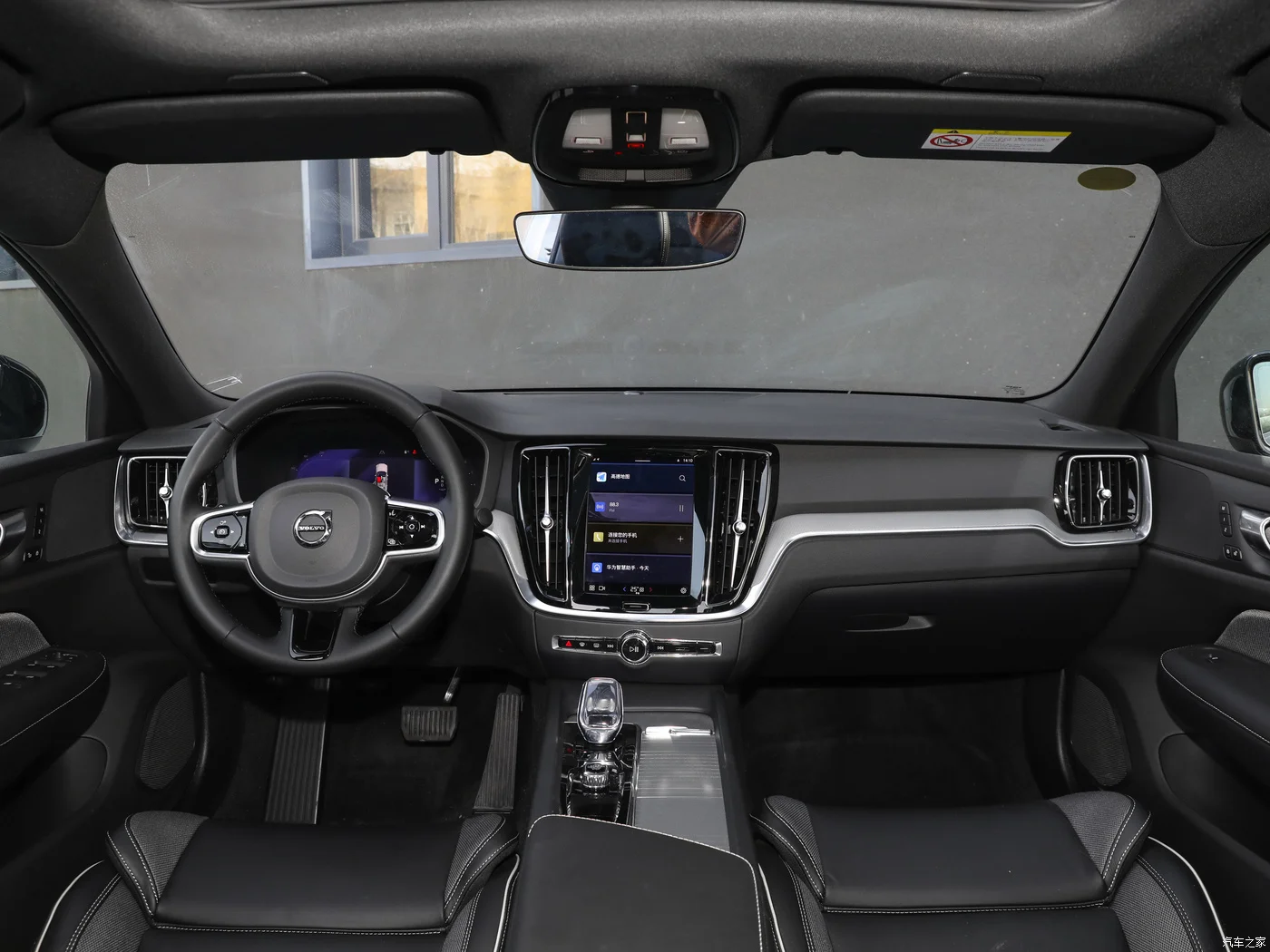 2024 Model B 4 Zhiyi Deluxe Edition New Arrival 48v Light Hybrid System Large Horsepower 197 L 4 Volvo S60 New/ second hand Car