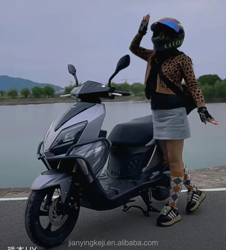 Spot supply china Fashion Sport Scooter 125cc Scooter With Eec Epa Dot  50cc Scooters 4-stroke 2023