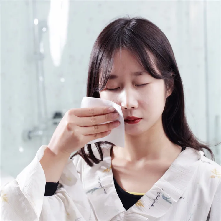 Outdoor portable custom towel disposable Viscose  polyester white towel