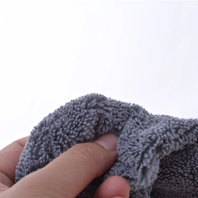 FLUFFER MIRACLE MICROFIBER CAR TOWEL