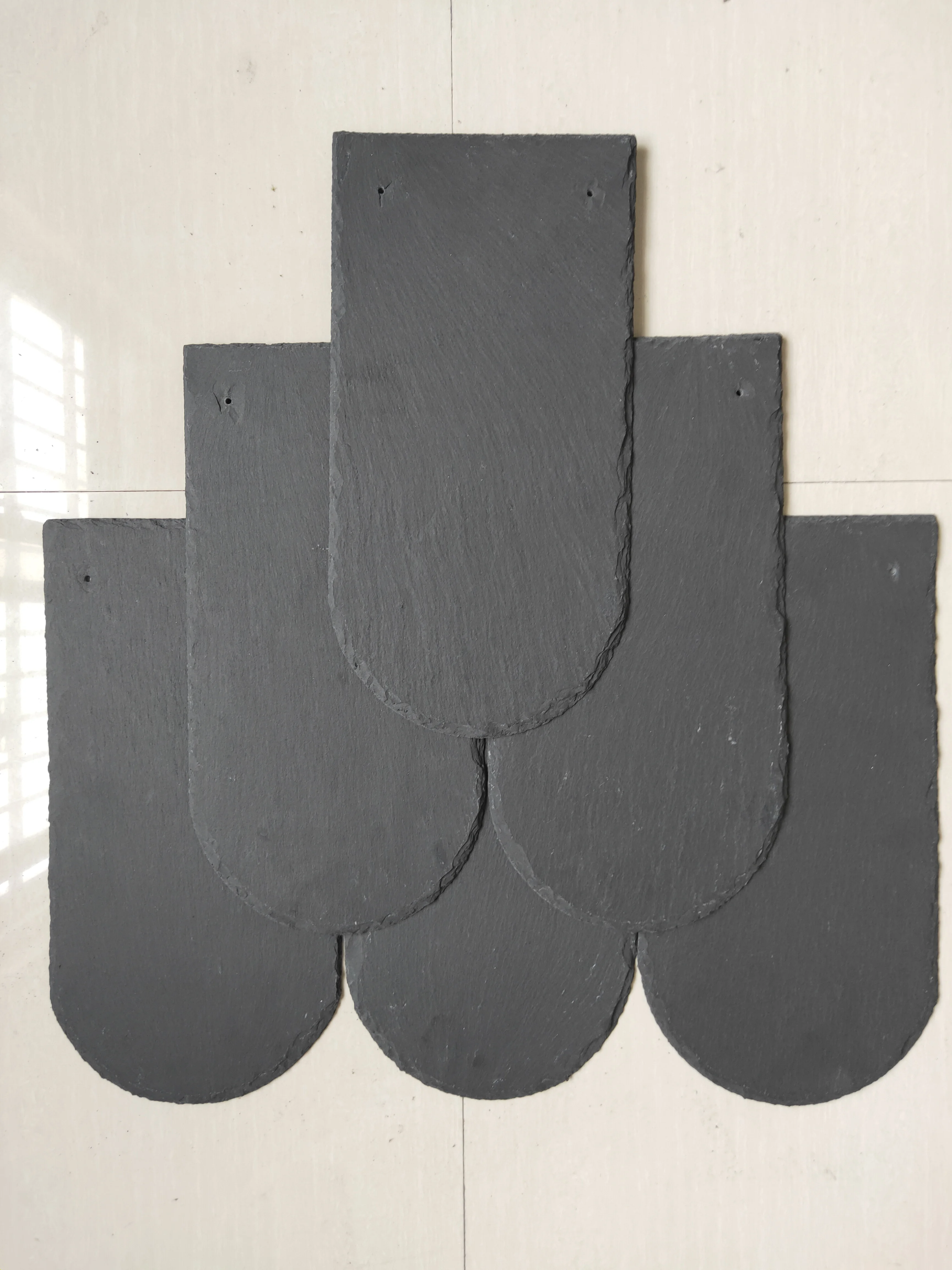 Natural black slate roof tiles