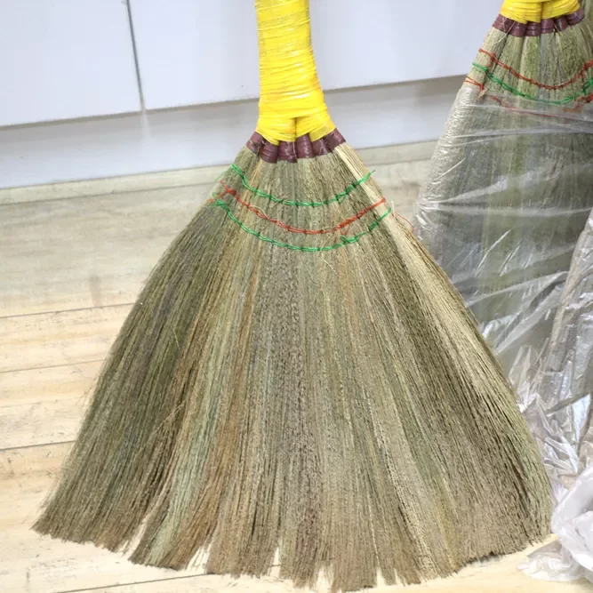 Wholesale grass soft broom household sweeping powder broom natural grass broom