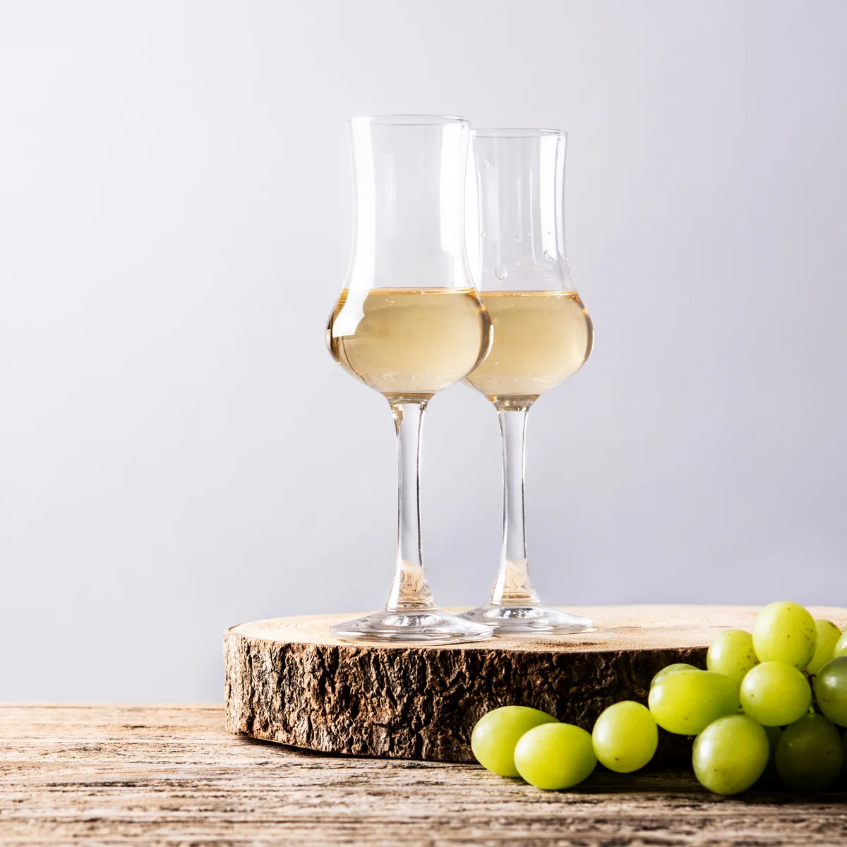 FALED Highly Recommended 12 Months In Oak Grapa Beverage Aged Alcohol Persistent And Harmonious Taste Brandy