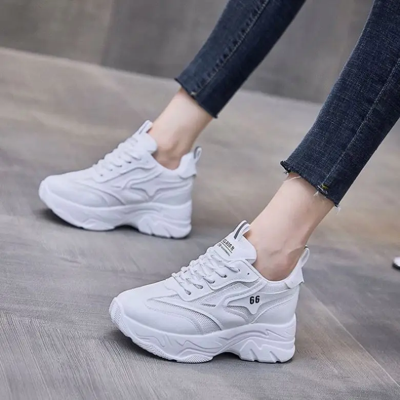 2020 new autumn high quality Custom sheepskin upper running chunky woman sneakers white sport flat footwear white walking shoes