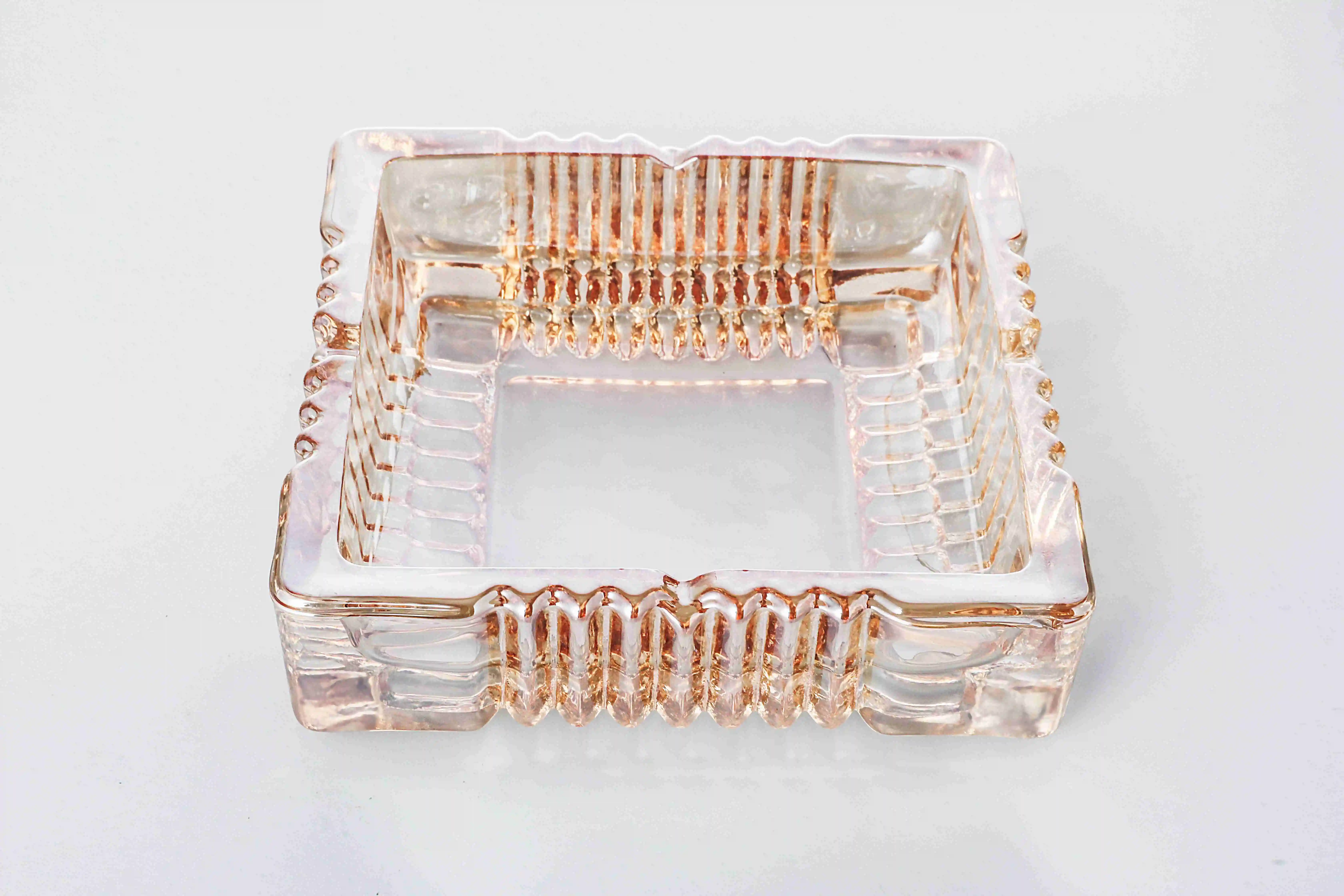 100% factory wholesale glass ashtrays