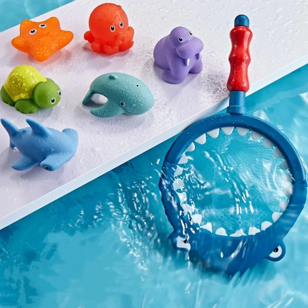 KYK Top Selling Unisex Plastic Insect Bathtime Fun Learning Education Toys Baby Floating Squirt Toys