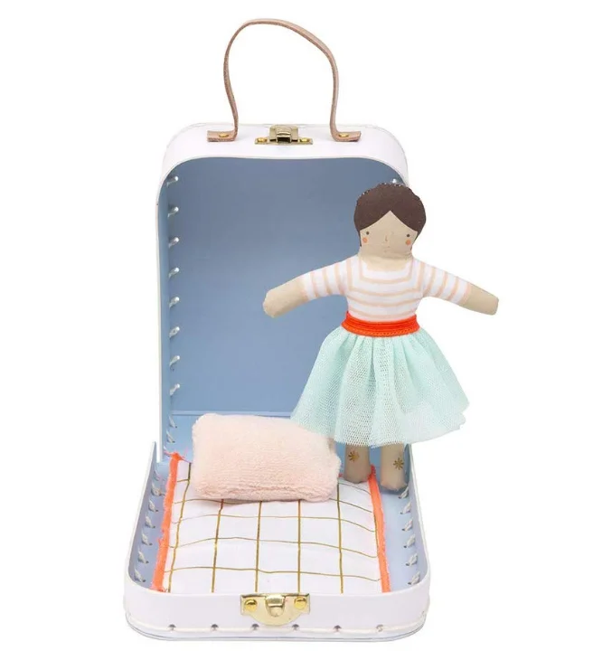 Hot-selling Decorative New Design 3 pcs Paper Suitcase Gift Boxes With handle