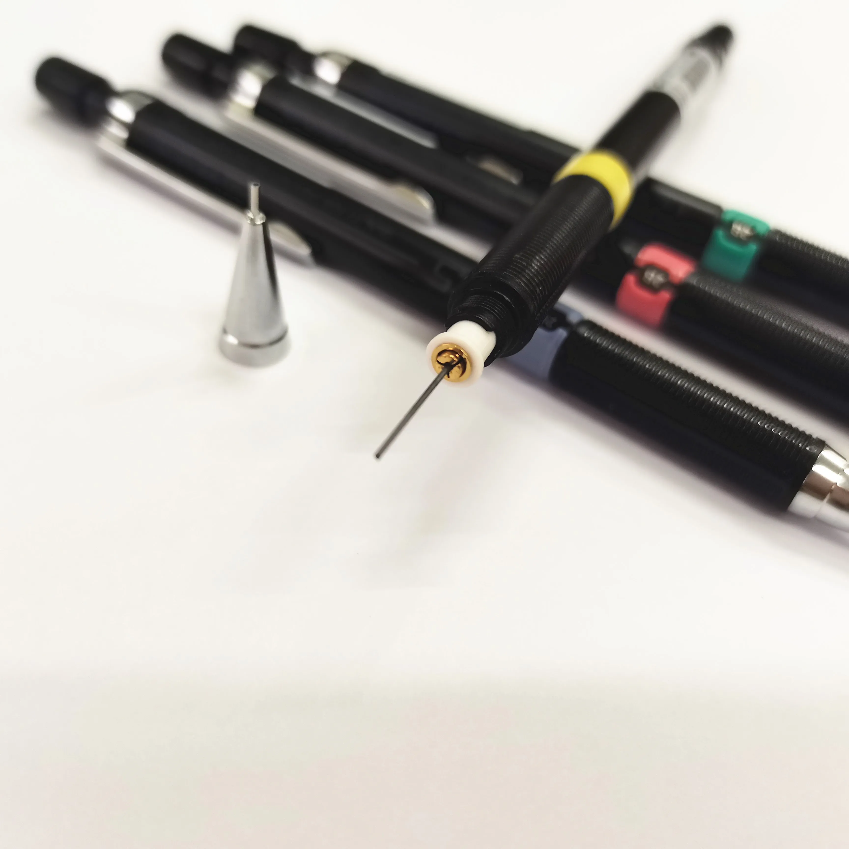 0.3/0.5/0.7/0.9 mm mechanical pencils with metal mechanism classic style