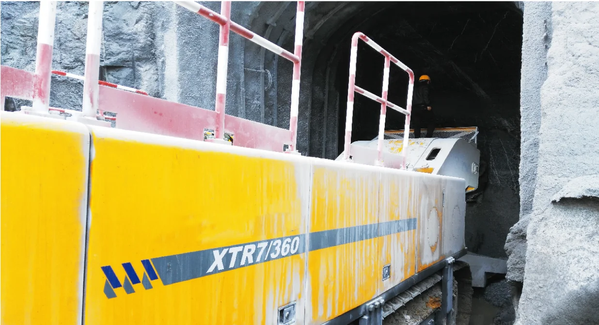 Cummins Generator EML360 Tunnel Boring Machine Vertical Coal Mine Drilling Rig Horizontal Rock Cantilever Roadheader