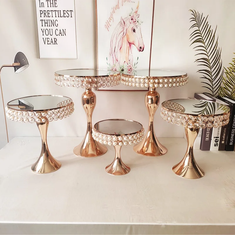 Decorative Metal Cake Stand with Pedestal Round Cake Stand with Crystals Perfect for Weddings, Birthdays and Special Occasions