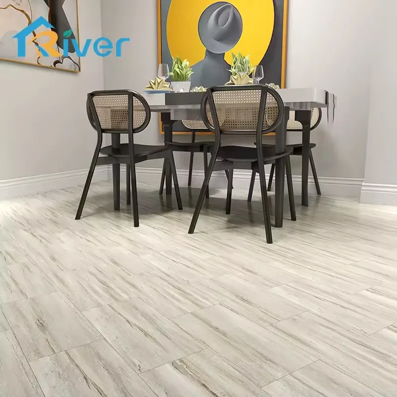 Made-to-Order Plastic Wood Flooring: SPC planks interlocking click lock