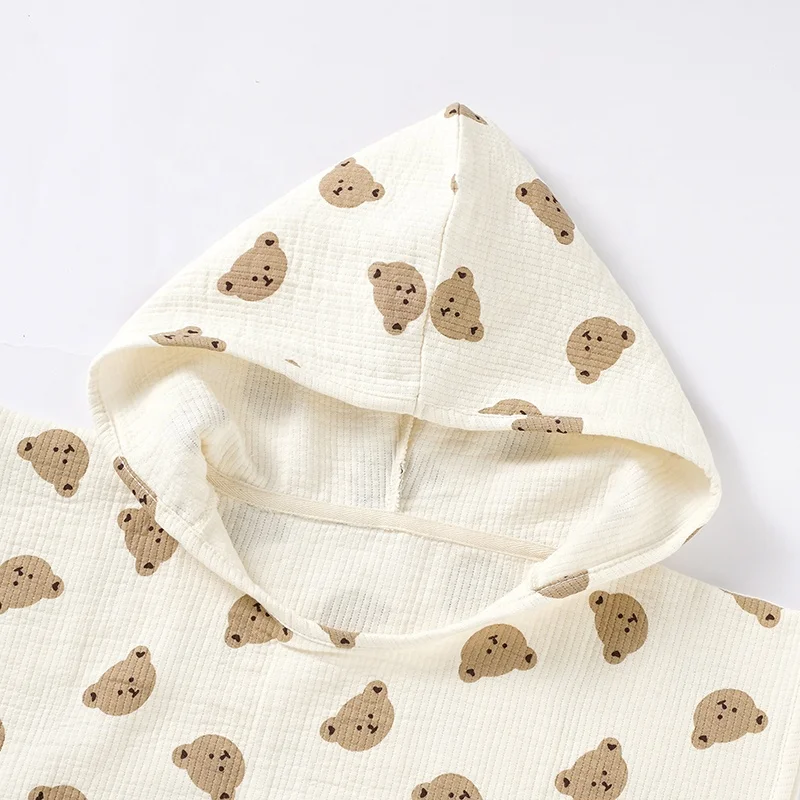Fine Quilting 3 Layers Muslin Bear Printed Cotton Hooded Baby Bathrobe Towel