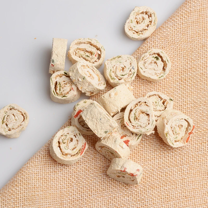 OEM Pet snack cod dog snack beauty hair calcium is easy to digest dog treat codfish and vegetable roll