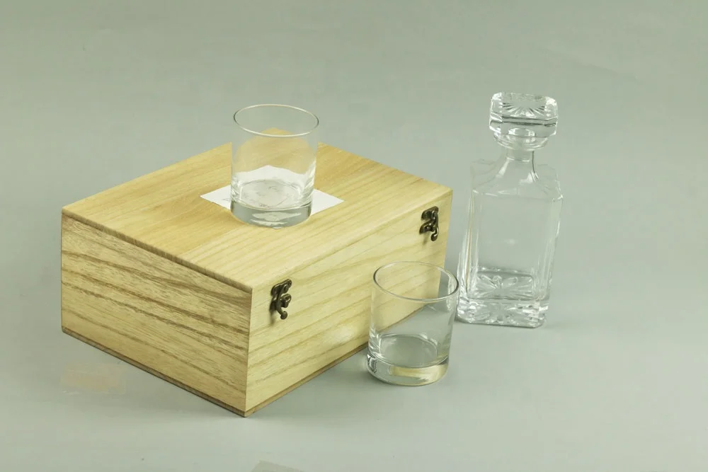 
ICEBLUE HD Custom Design Wine Gift Set Wooden Box Decanter Gift Set 