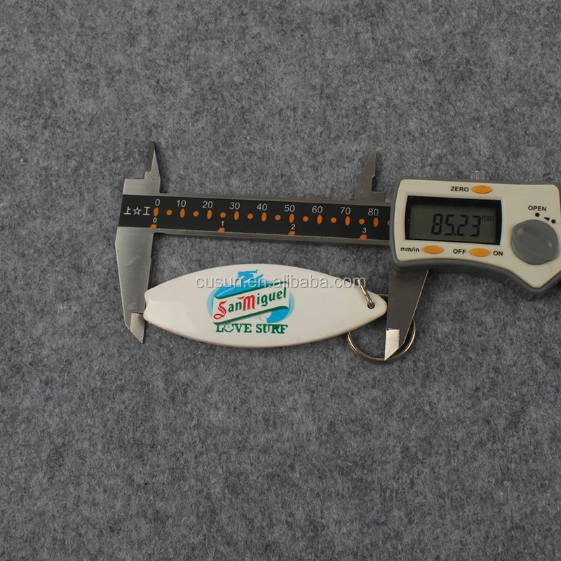 Top quality wholesale cheap Plastic Acrylic surfboard keychain