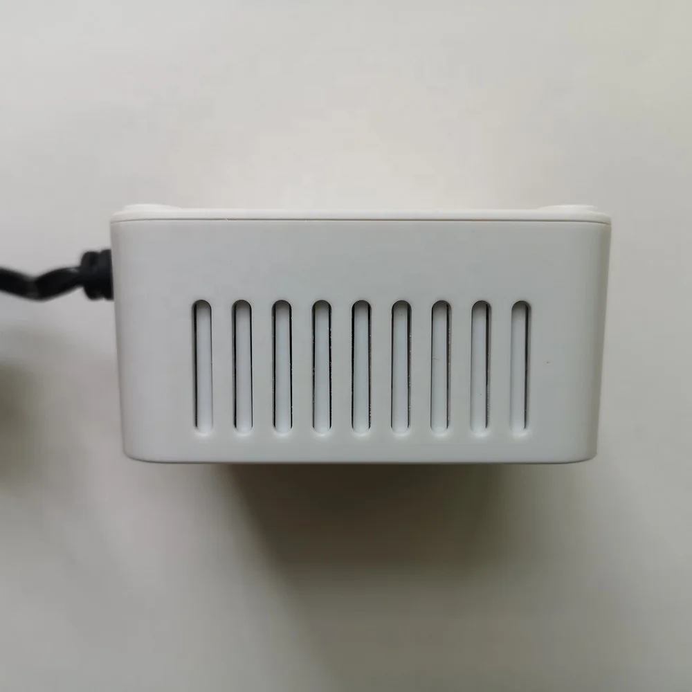 100W 12 Volt DC to AC 220V Car Power Inverter with USB Fast Charging