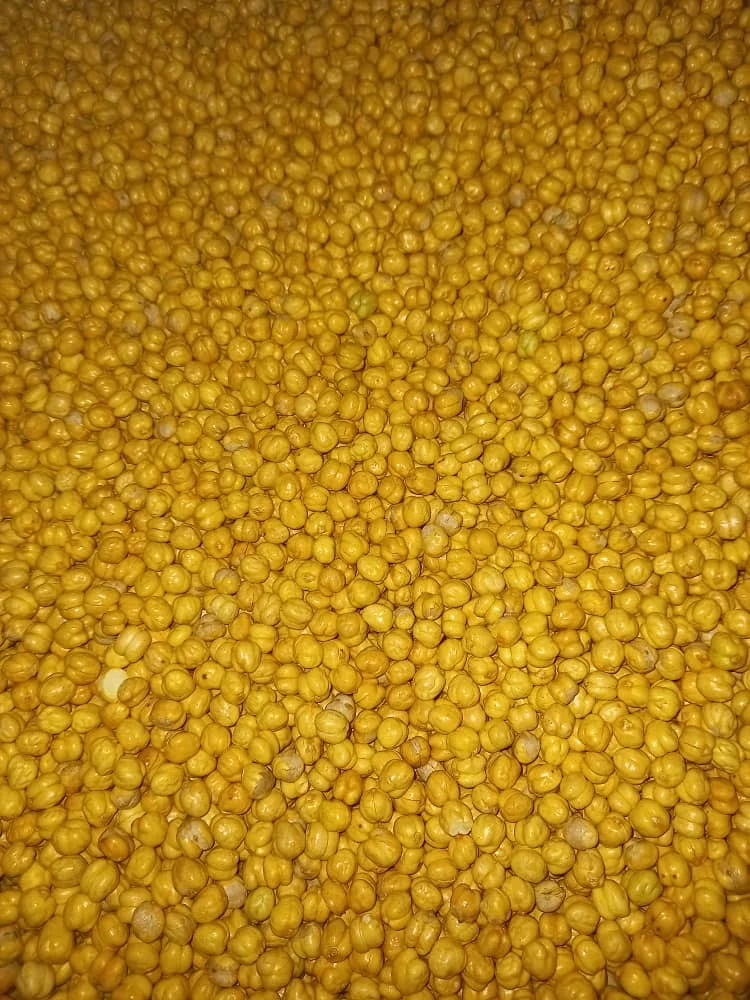 Chickpeas High Quality Healthy Snack Wholesale Roasted 8mm Yellow Chickpeas For Export